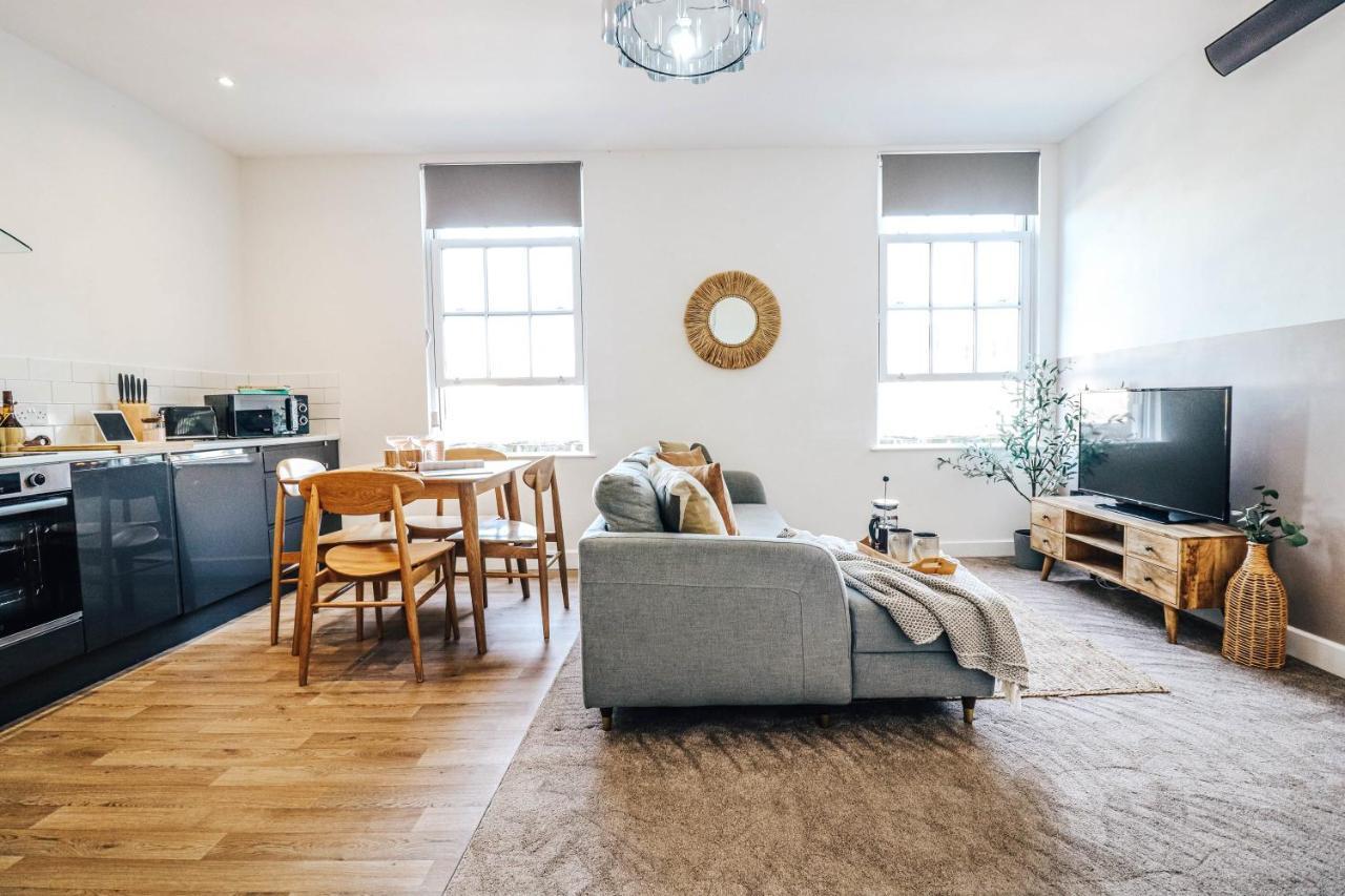 Principality View Apartment Two, By Solace Stays Cardiff Exteriér fotografie
