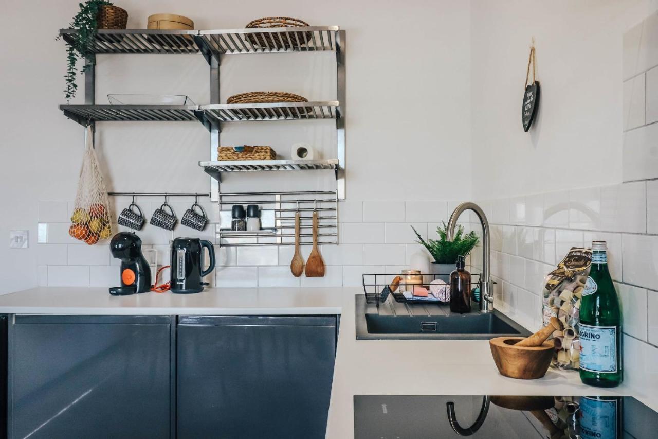 Principality View Apartment Two, By Solace Stays Cardiff Exteriér fotografie