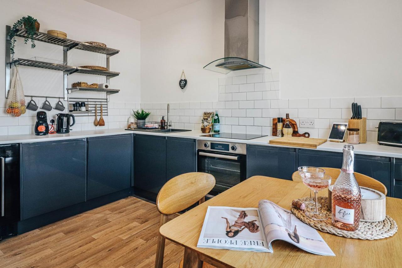 Principality View Apartment Two, By Solace Stays Cardiff Exteriér fotografie
